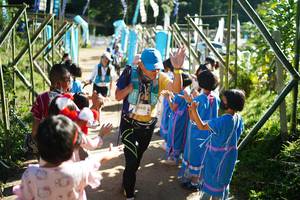 BIB: 090
                            <button type="button" onclick="openModal(19045260)" class="btn btn-primary btn-sm float-right btn-popup" data-toggle="modal" data-target=".modal-high-quality">
                        <i class="fas fa-shopping-cart"></i> Add to Cart
                    </button>
                                            <button type="button" onclick="isThisMe(19045260, true)" class="btn btn-success btn-sm float-right btn-popup btn-isme hidden" data-toggle="tooltip" data-placement="bottom" title="นี่คือรูปของคุณใช่ไหม คลิกที่นี่เพื่อเอาเข้าอัลบั้ม">
                        <i class="fas fa-plus"></i> Add to album
                    </button>
                    <button type="button" onclick="isThisMe(19045260, false)" class="btn btn-warning btn-sm float-right btn-popup btn-isnotme hidden">
                        <i class="fas fa-ban"></i> Remove from album
                    </button>